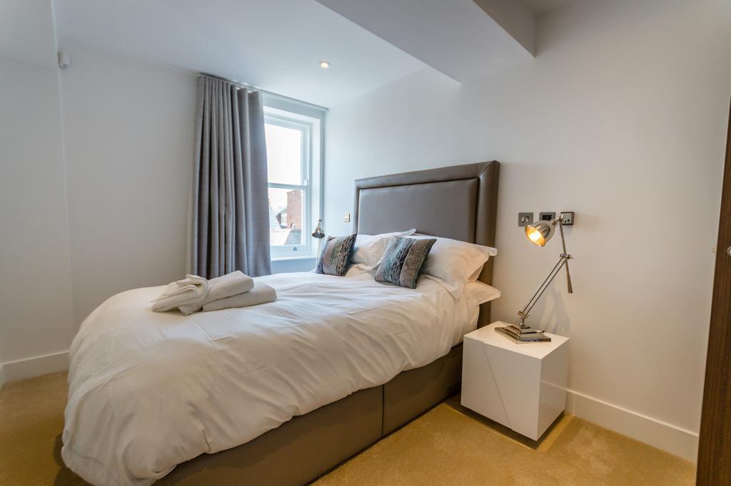 Castle Chambers Apartman York Kültér fotó